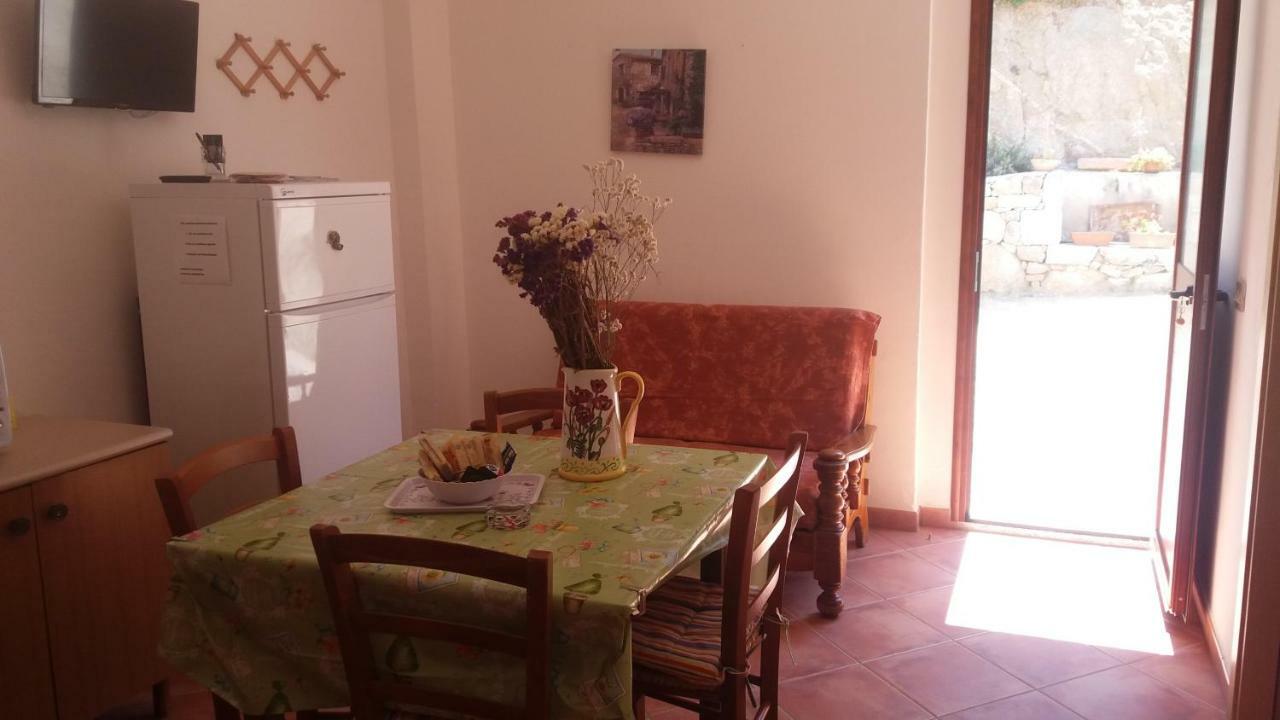 Casa Lucia Campagna Relax Guest House Dorgali Bagian luar foto